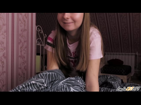 ❤️ Blondie анын BFF анын терең соруп жана анын оозуна сперма алат ️ Силиктөө ky.xxxtun.ru ☑